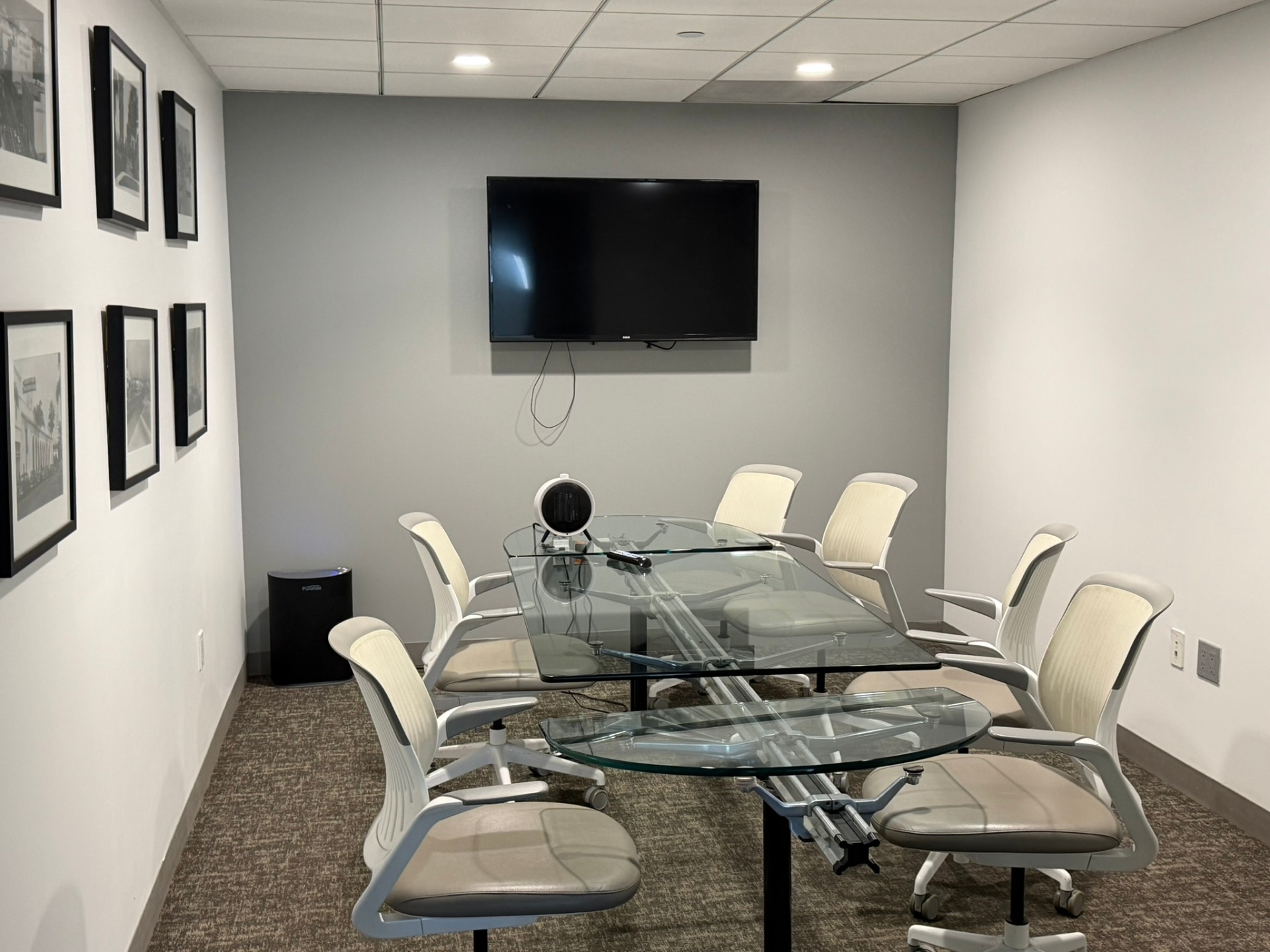 Private conference room at California Luxury Investments for confidential client meetings.